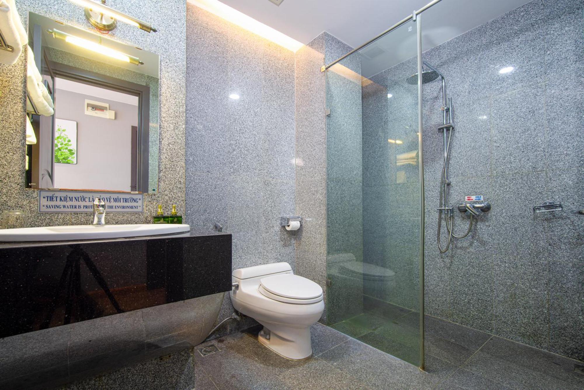 Chill Place Hotel 4*